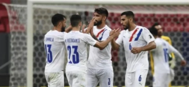 Paraguay celebra en la victoria sobre Chile / Foto: AFP