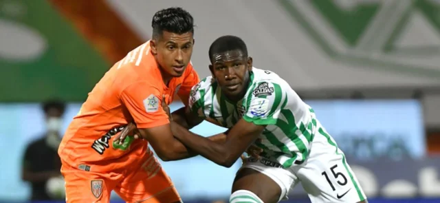 Yerson Mosquera debutó como profesional en 2020/ Vizzorimage