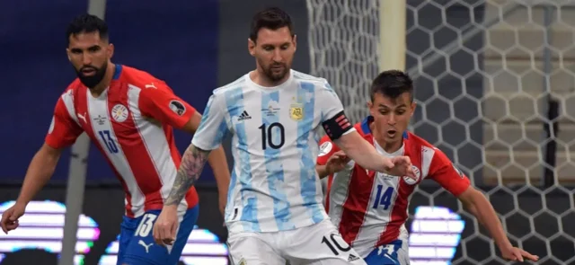 Argentina vs Paraguay / AFP