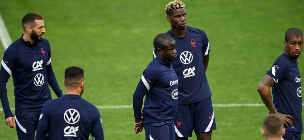 Kante entrenando con su selección / Foto AFP