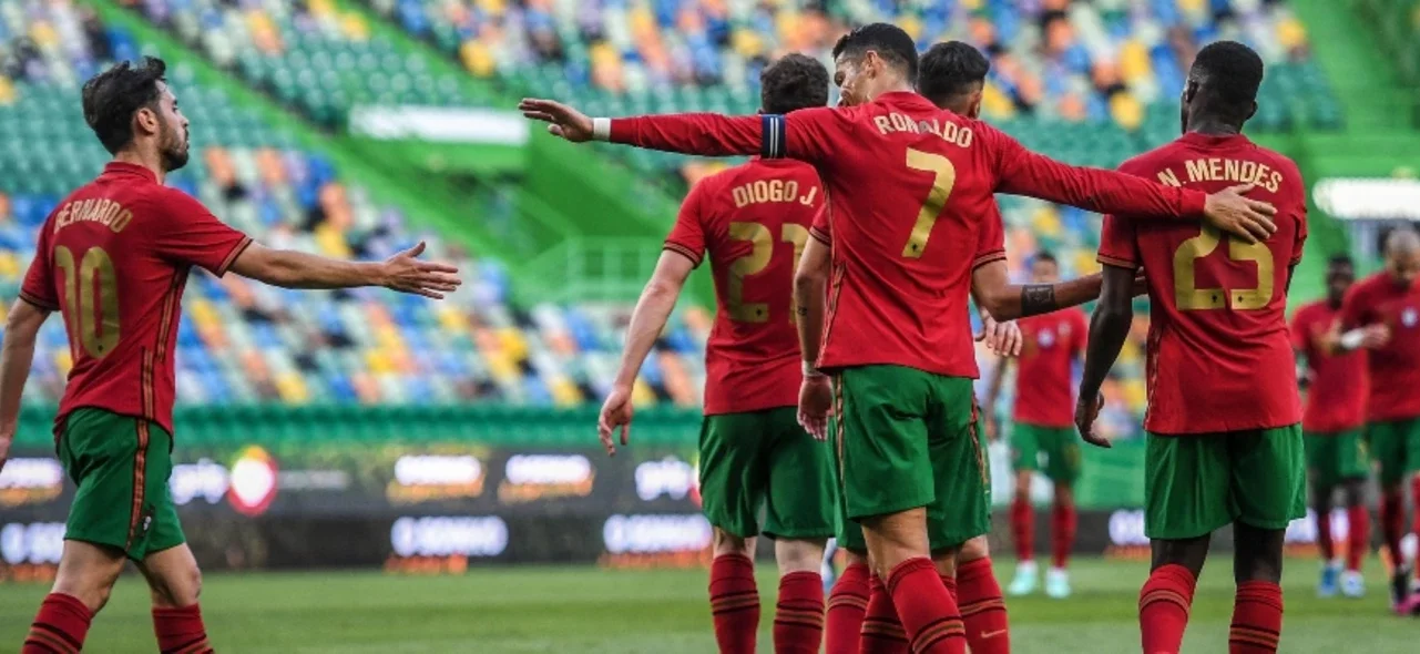 Portugal celebró con goleada / AFP