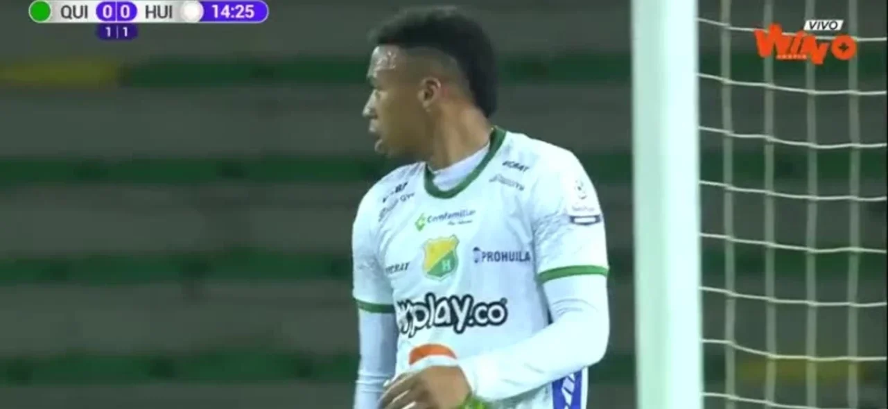 Edisson Restrepo salvó a Huila, en el juego frente a Quindío.