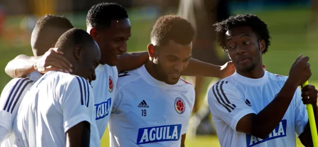 Jugadores de Colombia en entrenamiento previo al choque frente a Argentina / Foto: AFP