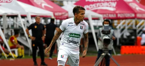 Dayro Moreno, delantero colombiano. / Foto: VizzorImage - John Jairo Bonilla