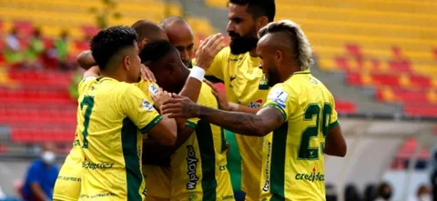 Bucaramanga hizo respetar su Localia y ganó 4-2 contra Santa Fe