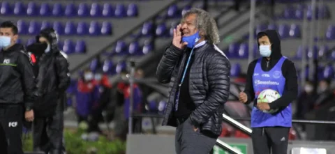 Habla Alberto Gamero, técnico de Millonarios / Foto: VizzorImage / Leonardo Castro