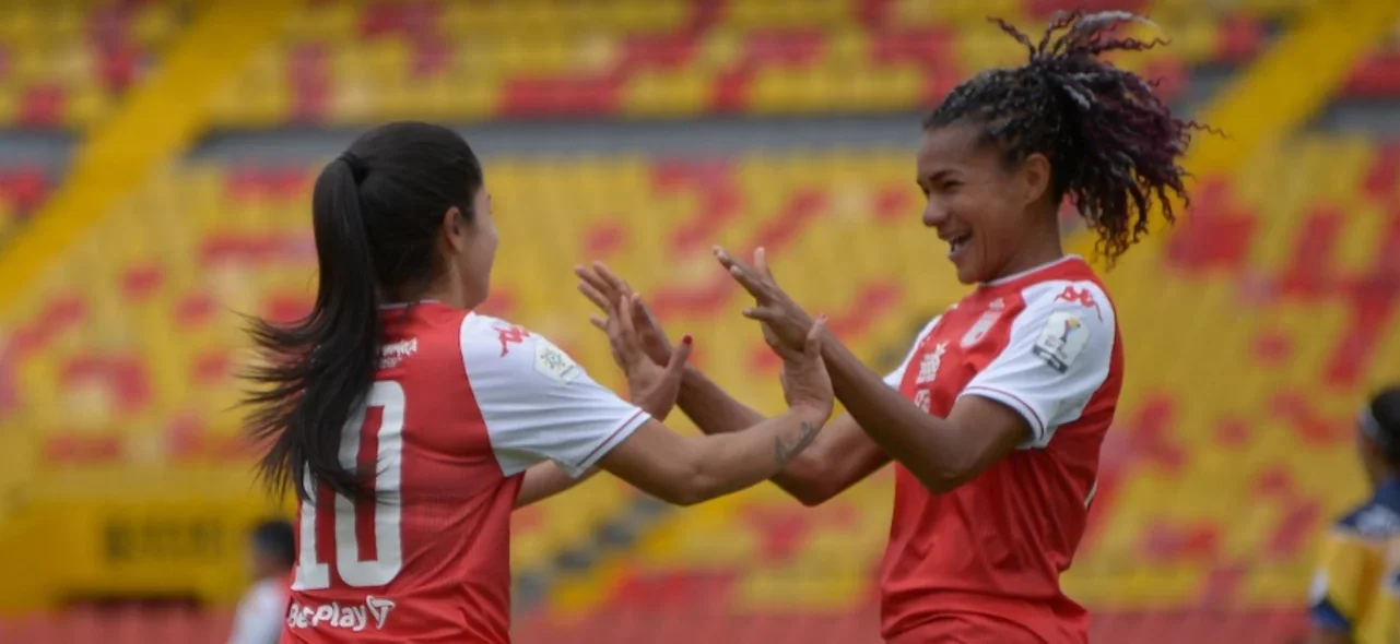 Fany Gauto marcó el gol del triunfo sobre el final/ VizzorImage