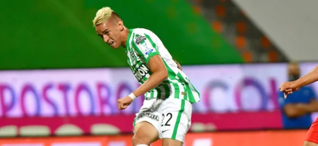 Neyder Moreno llega proveniente de Nacional | Foto: VizzorImage / Luis Benavides