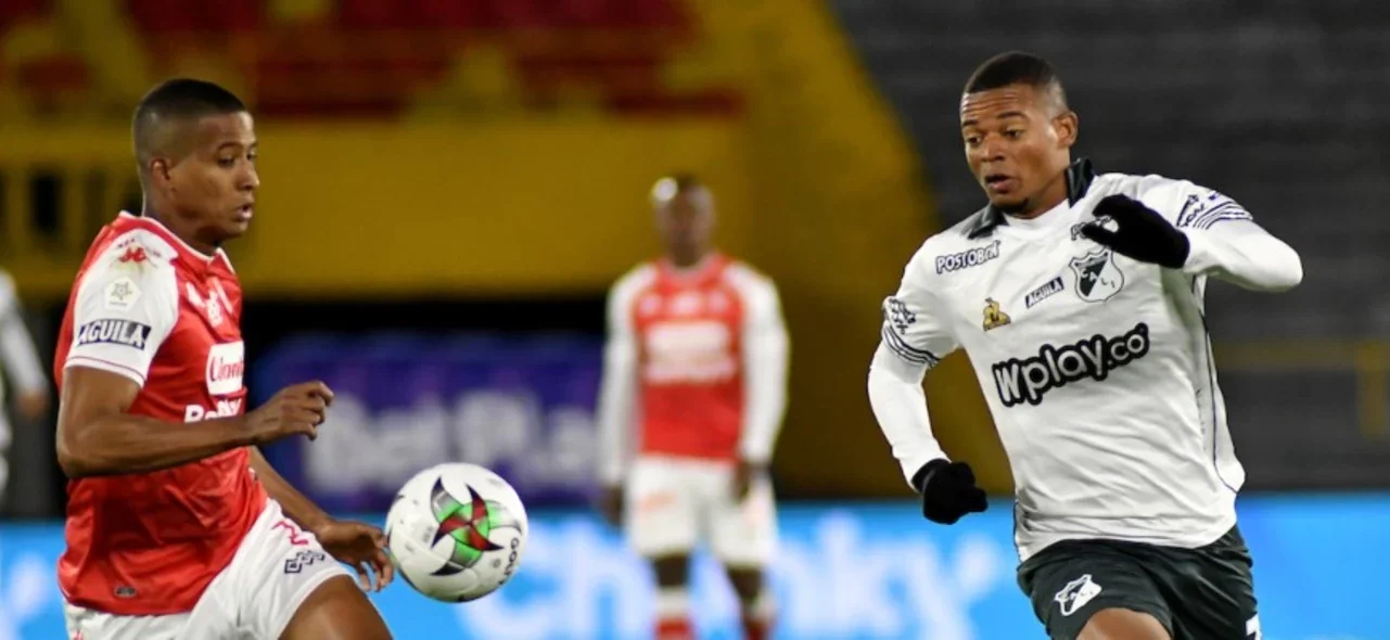 Santa Fe suma 7 partidos sin vencer a Cali/ Vizzorimage - Luis Ramírez