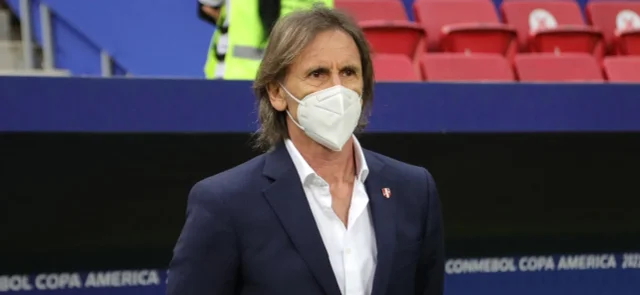 Ricardo Gareca, técnico de Perú / AFP