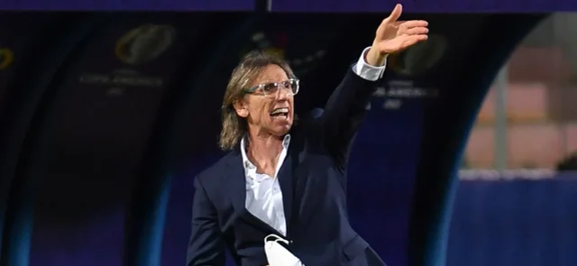 Ricardo Gareca, técnico de Perú / AFP