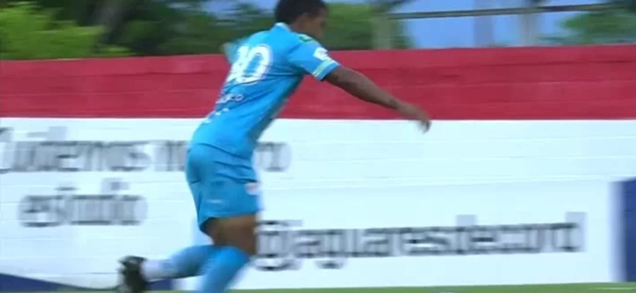 Palo de Jaguares ante Once Caldas