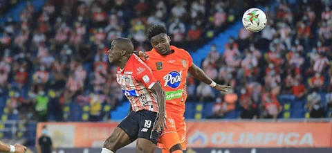 Junior venció a Envigado por la mínima diferencia - Foto: VizzorImage / Jairo Cassiani