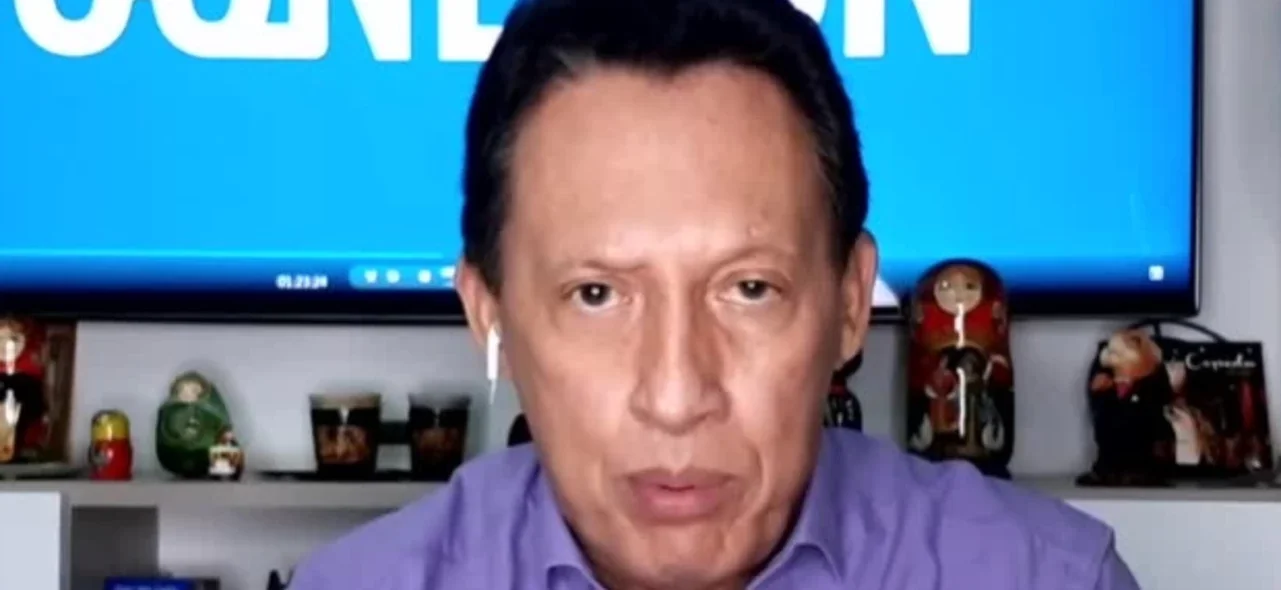 Oscar Rentería, panelista de Conexión
