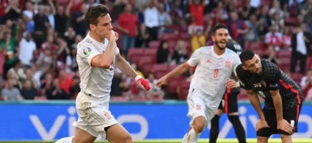 César Azpilicueta, lateral de España/ AFP