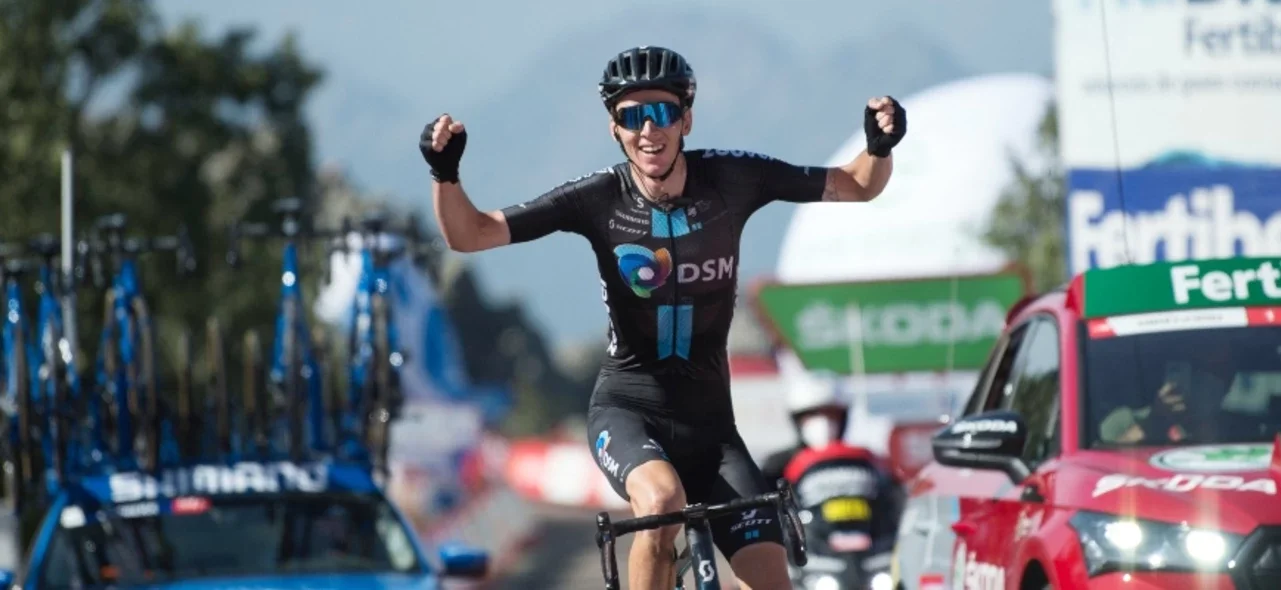 Romain Bardet se impuso en la 14ª etapa de la Vuelta a España. / Foto: AFP