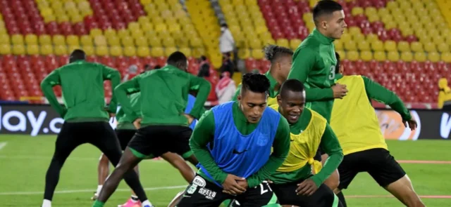 Calentamiento de Nacional/ Vizzorimage