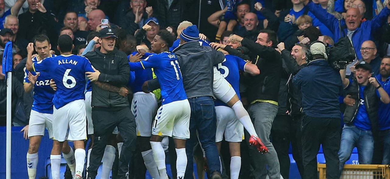 Everton se impuso 3-1 en el debut de la Premier League. / Foto: AFP