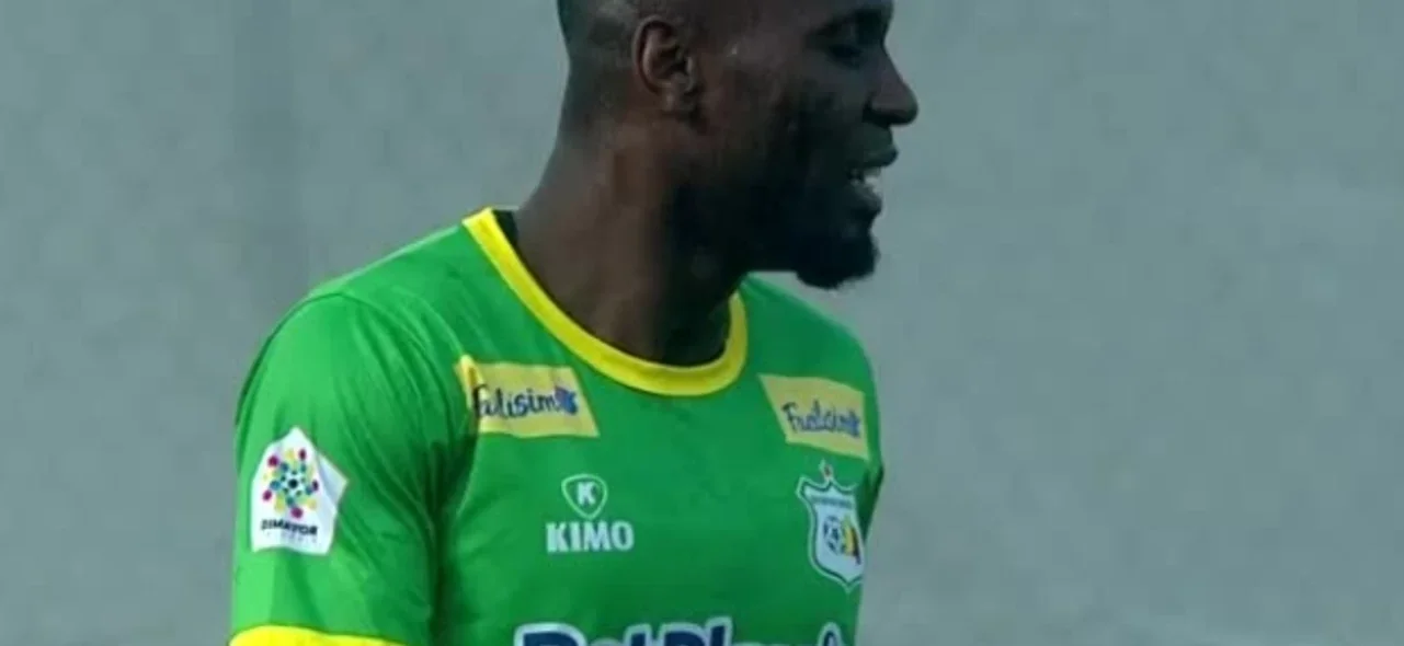 Mina tuvo la primera oportunidad frente a Nacional.