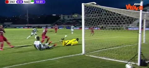 Mosquera protagonizó dos atajadas frente a Nacional.