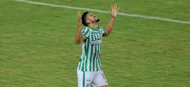 Andrés Andrade marcó en la última victoria de Nacional frente a Santa Fe en Bogotá. / Foto: VizzorImage