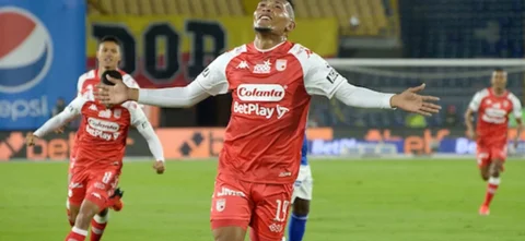 Dinolis anotó en la victoria de Santa Fe frente a Millonarios. / Foto: VizzorImage - Samuel Norato
