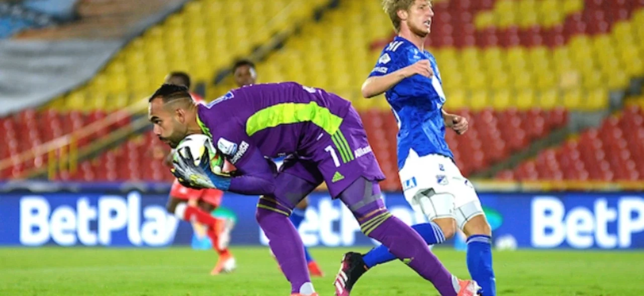 Christian Vargas, arquero de Millonarios. / Foto: VizzorImage - Samuel Norato