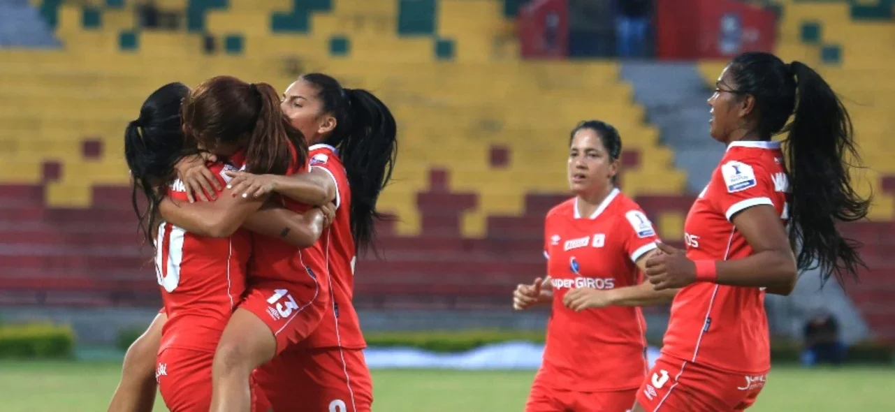 América terminó tercero del grupo B / Foto VizzorImage