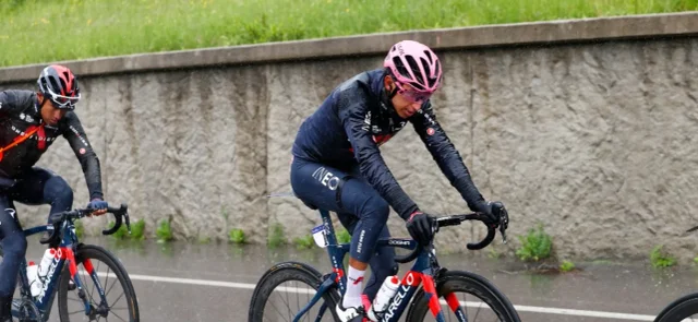 Egan Bernal, pedalista colombiano que está en el top-10 de la general / Foto AFP