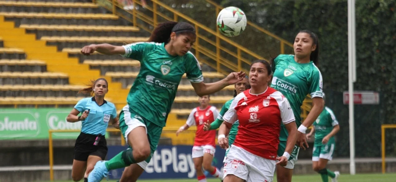 La Equidad y Santa Fe clasificaron a semifinales de la Liga Femenina | Foto: VizzorImage / Felipe Caicedo