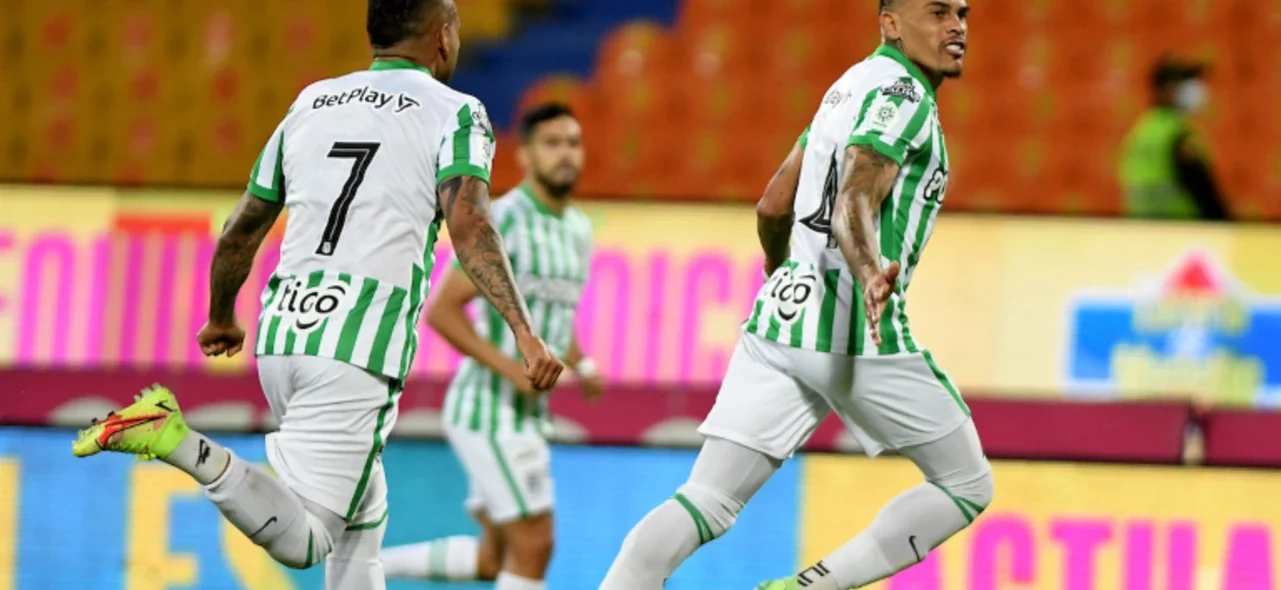 Álvez marcó en el triunfo de Nacional. / Foto: VizzorImage - Luis Benavides