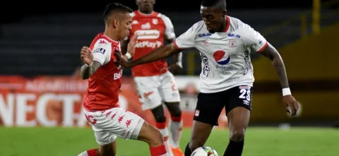 Santa Fe y América empataron a un gol | Foto VizzorImage