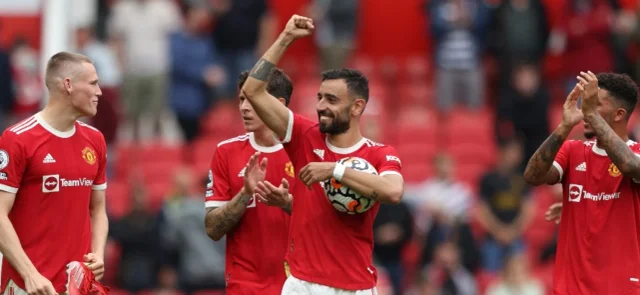 Manchester United celebra el primer triunfo de la temporada / Foto AFP