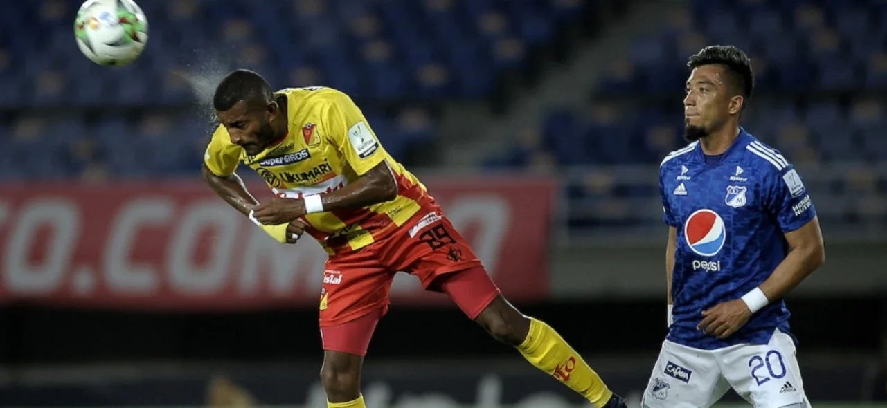 Millonarios cayó en su visita a Pereira | Foto: VizzorImage / Ricardo Vejarano