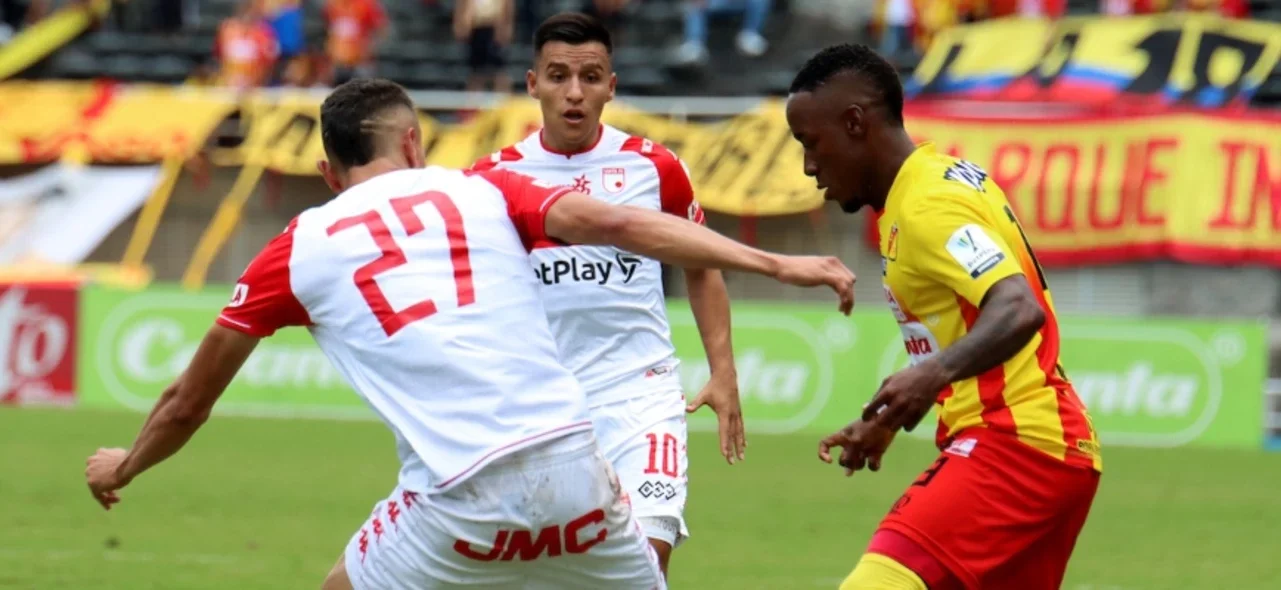 Santa Fe rescató el empate frente a Pereira | Foto: VizzorImage / Pablo Bohórquez