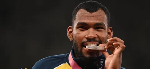 Anthony Zambrano, medalla de plata en Tokyo 2020 / AFP