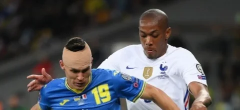 Francia suma 3 empates y 2 triunfos en las Eliminatorias/ AFP