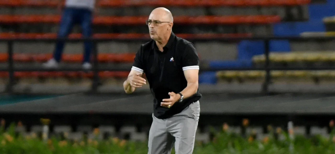 Alfredo Arias, DT del Deportivo Cali. Foto: VizzorImage / Luis Benavides