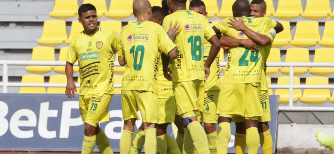 Leones goleó a Boca Juniors en el Torneo BetPlay. Foto: VizzorImage / Samir Rojas