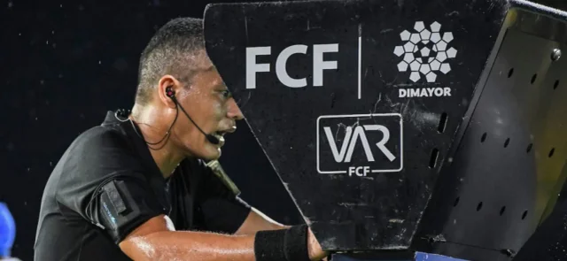 VAR en la Liga BetPlay/ Vizzorimage