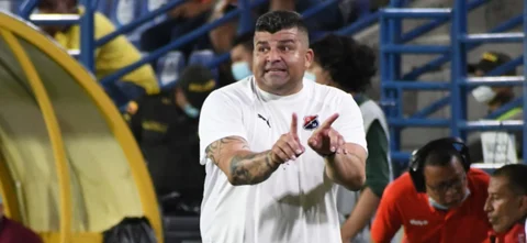 Habla el técnico (e) de Medellín, David Montoya / Foto: VizzorImage / Andres Felipe Lopez