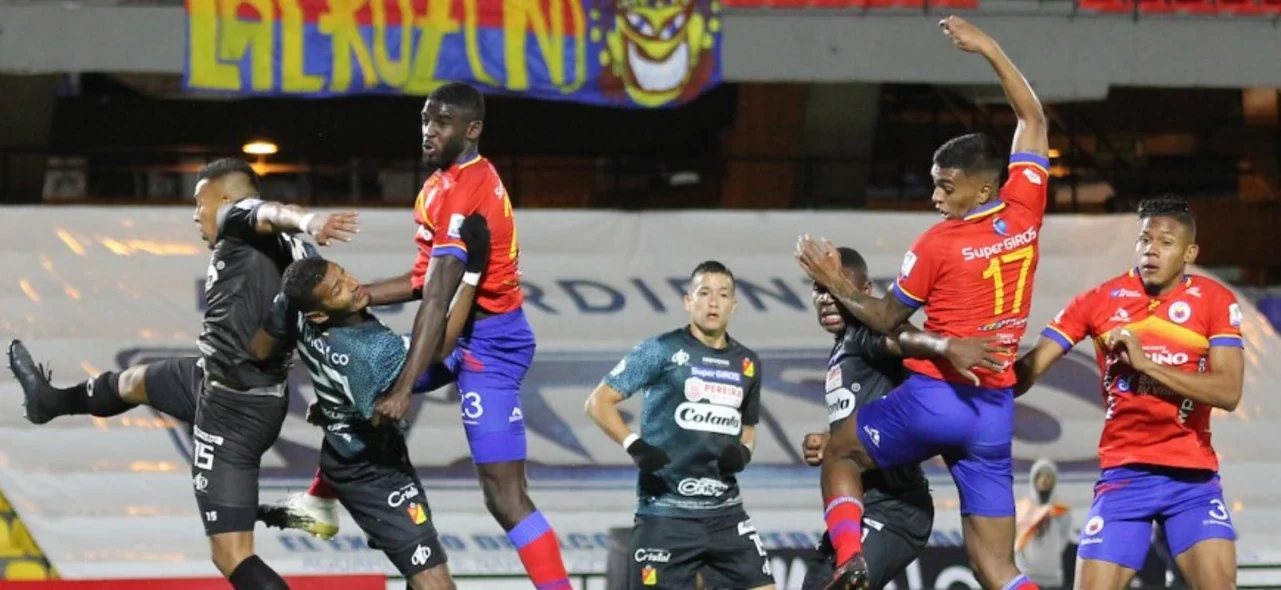 El partido de vuelta será la otra semana/ VizzorImage