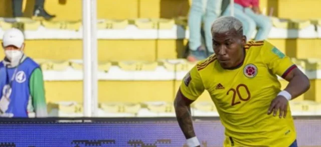 Roger Martínez, delantero de Colombia/ AFP