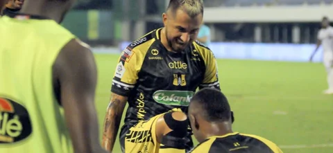 Alianza Petrolera derrotó 3-0 a Patriotas. / Foto: VizzorImage - José David Martínez