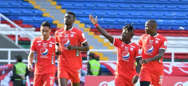 El último triunfo de América frente a Huila fue en 2017. / Foto: VizzorImage - Nelson Ríos