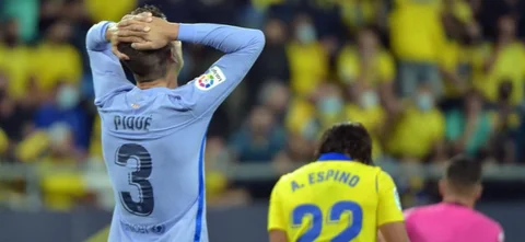 Barcelona sumó su tercer partido oficial sin ganar / AFP