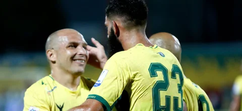Bucaramanga derrotó 2-1 a América. / Foto: VizzorImage - Jaime Moreno