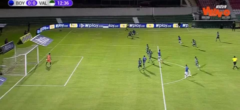 Jugada de Chicó ante Valledupar