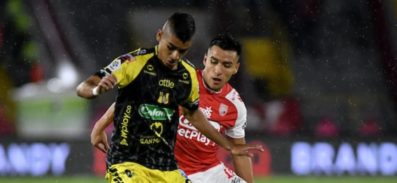 Santa Fe empató 1-1 con Alianza Petrolera. / Foto: VizzorImage - Luis Ramírez