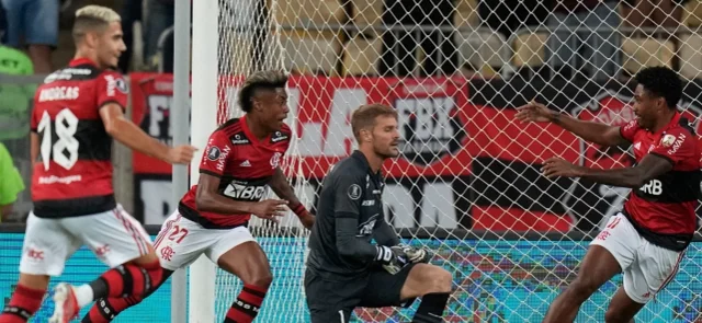 Flamengo celebró en su casa / AFP